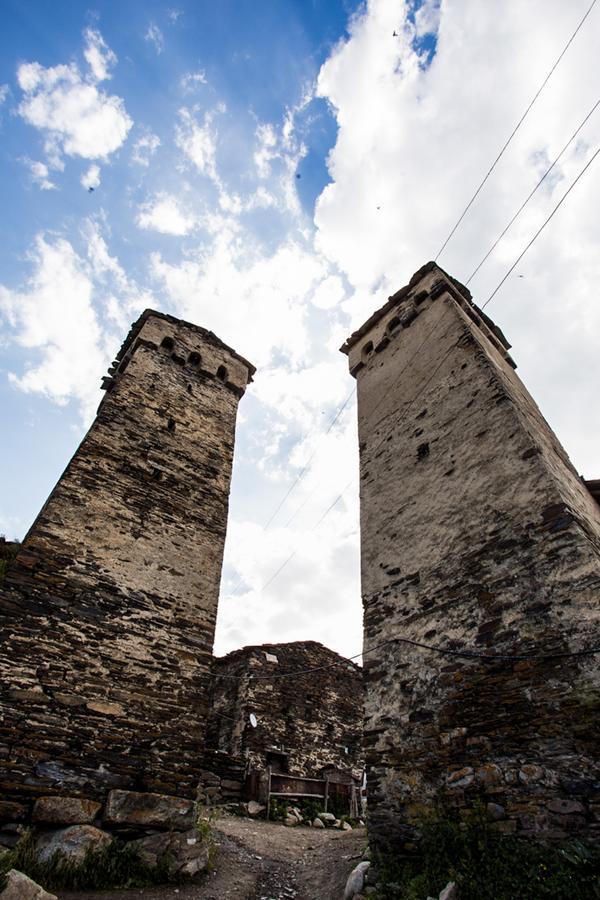 Mshvidoba Hotel Ushguli ภายนอก รูปภาพ