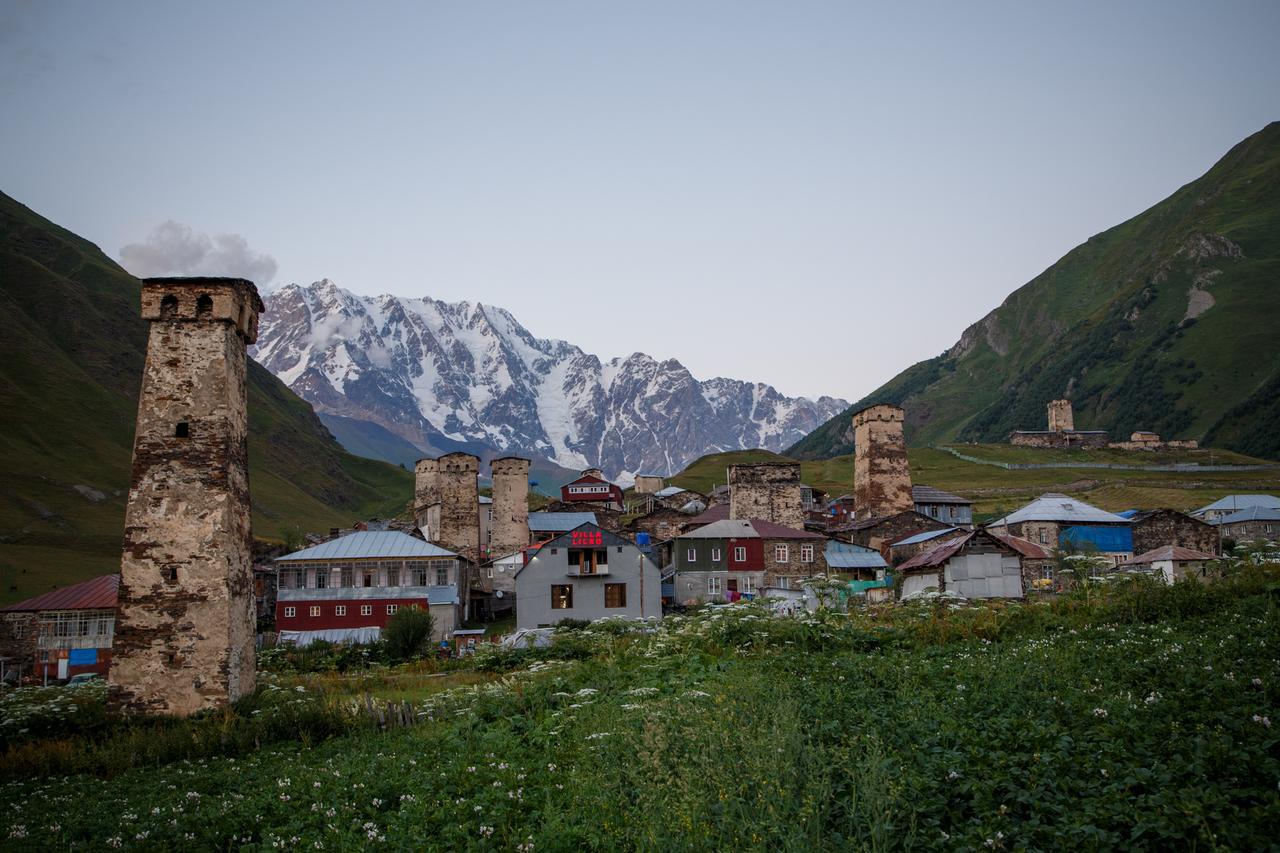 Mshvidoba Hotel Ushguli ภายนอก รูปภาพ