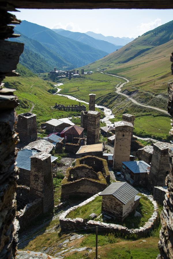 Mshvidoba Hotel Ushguli ภายนอก รูปภาพ