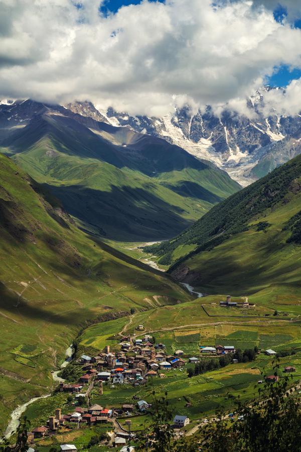 Mshvidoba Hotel Ushguli ภายนอก รูปภาพ